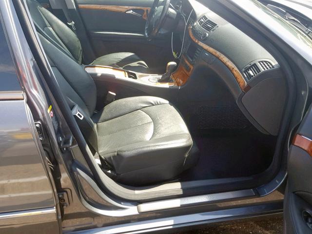 WDBUF56J16A973595 - 2006 MERCEDES-BENZ E 350 GRAY photo 5