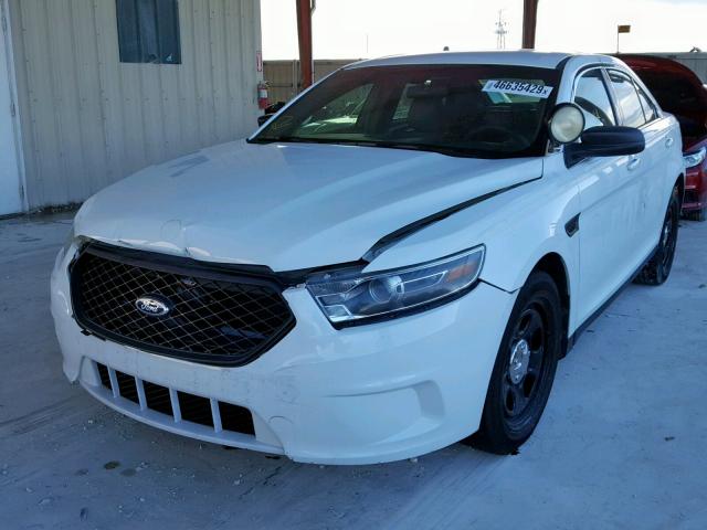 1FAHP2MKXFG109240 - 2015 FORD TAURUS POL WHITE photo 2