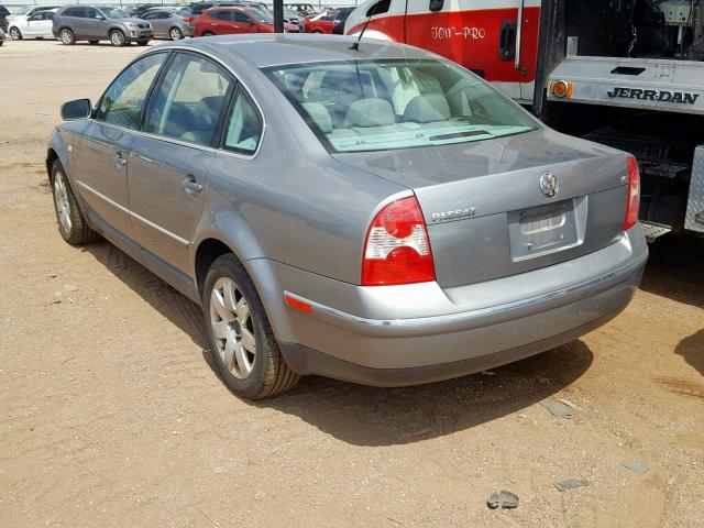 WVWRH63B02P241857 - 2002 VOLKSWAGEN PASSAT GLX 银色 照片 3