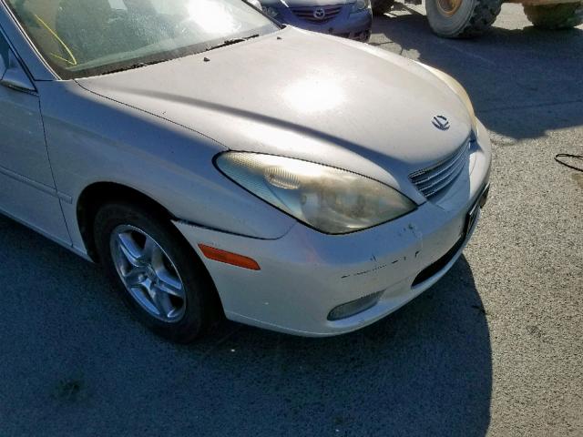 JTHBF30G320062211 - 2002 LEXUS ES 300 TAN photo 9