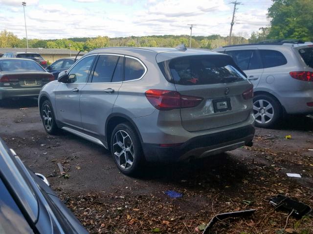 WBXHT3C30H5F84342 - 2017 BMW X1 XDRIVE2 SILVER photo 3