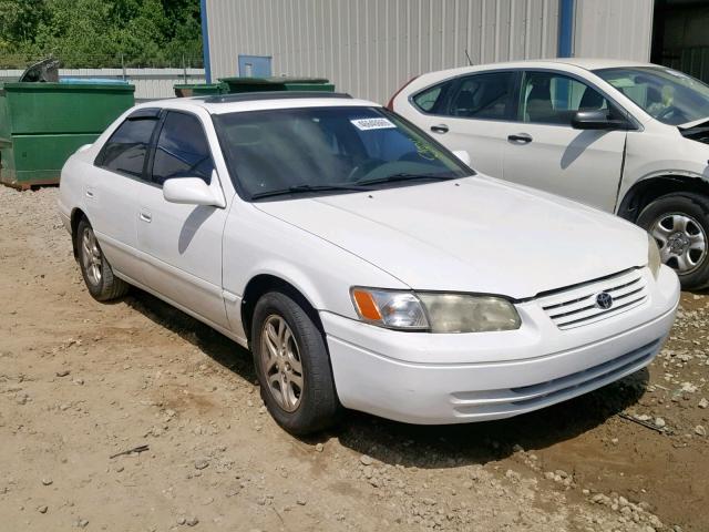 4T1BG22K6YU946974 - 2000 TOYOTA CAMRY CE WHITE photo 1