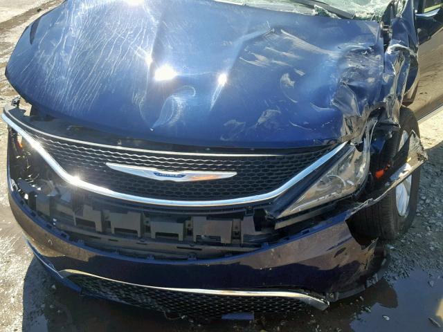 2C4RC1BG1JR351358 - 2018 CHRYSLER PACIFICA T BLUE photo 7