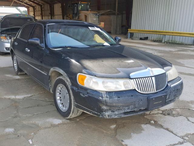 1LNHM83W71Y688597 - 2001 LINCOLN TOWN CAR C BLACK photo 1