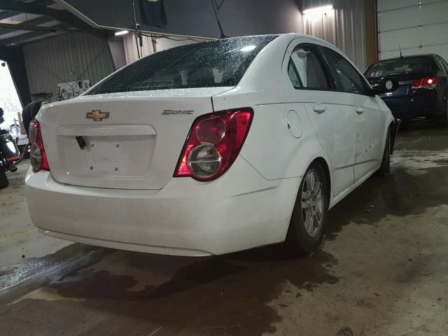 1G1JA5SH3C4223480 - 2012 CHEVROLET SONIC LS 白色 照片 4