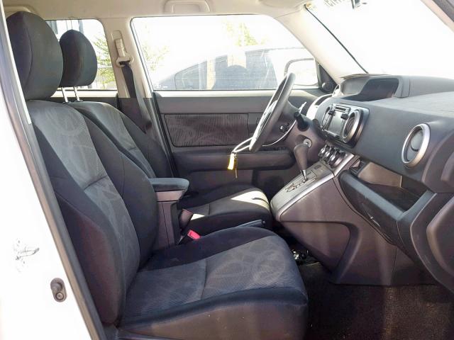 JTLZE4FE5DJ047175 - 2013 TOYOTA SCION XB თეთრი ფოტო 5
