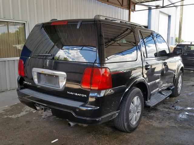 5LMFU27R23LJ30081 - 2003 LINCOLN NAVIGATOR BLACK photo 4