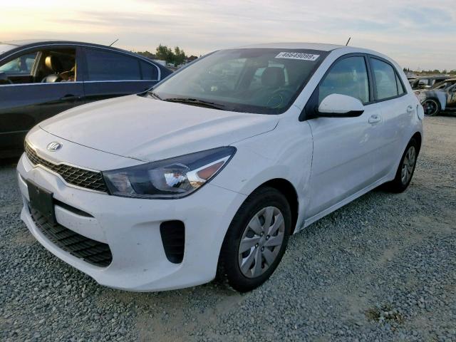 3KPA25AB0JE074488 - 2018 KIA RIO LX WHITE photo 2