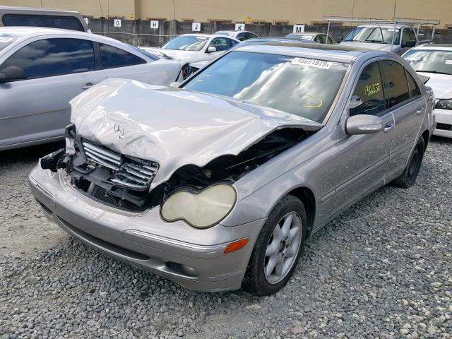 WDBRF61J23A517118 - 2003 MERCEDES-BENZ C 240 BEIGE photo 2