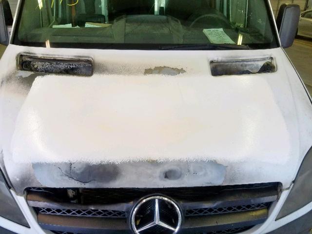 WD3PE8CB4C5613199 - 2012 MERCEDES-BENZ SPRINTER 2 WHITE photo 9