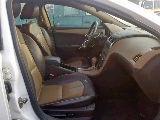 1G1ZG5E72CF236181 - 2012 CHEVROLET MALIBU LTZ თეთრი ფოტო 5