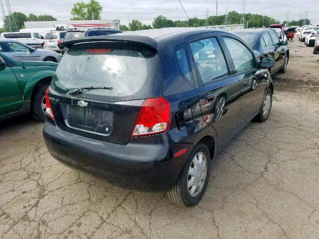 KL1TD62625B478929 - 2005 CHEVROLET AVEO BASE Qara foto 4