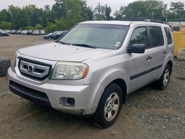 5FNYF48279B053985 - 2009 HONDA PILOT LX SILVER photo 2