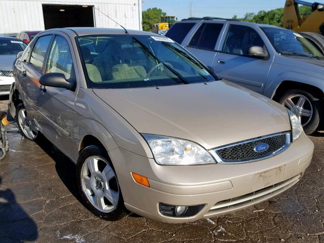 1FAHP34N96W131929 - 2006 FORD FOCUS ZX4 GOLD photo 1