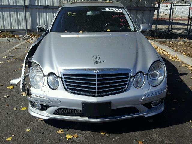 WDBUF72X69B365561 - 2009 MERCEDES-BENZ E 550 SILVER photo 7