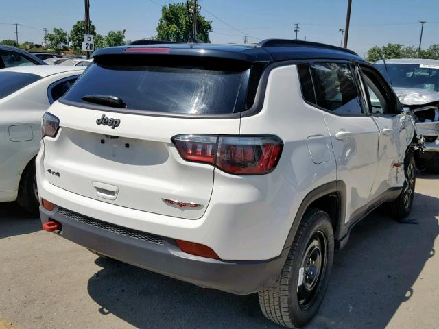 3C4NJDDB0KT618091 - 2019 JEEP COMPASS TR WHITE photo 4