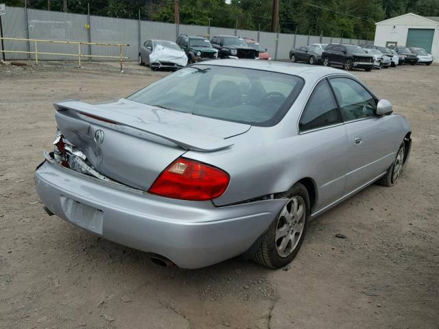 19UYA42441A003116 - 2001 ACURA 3.2CL SILVER photo 4