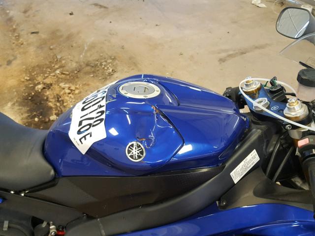 JYARJ12E27A021600 - 2007 YAMAHA YZFR6 L BLUE photo 9