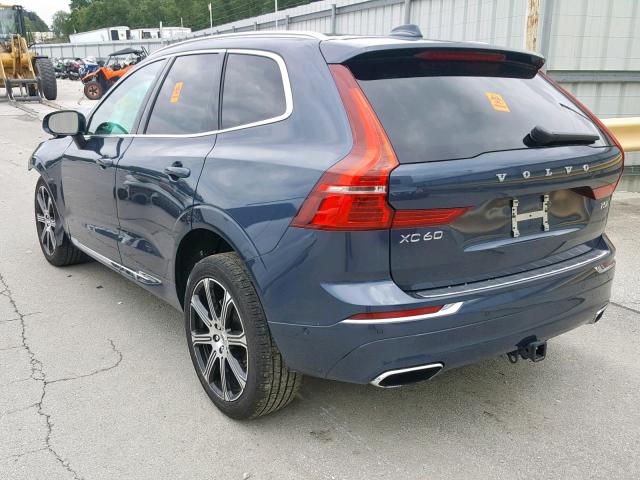 YV4102RL3J1065883 - 2018 VOLVO XC60 T5 BLUE photo 3