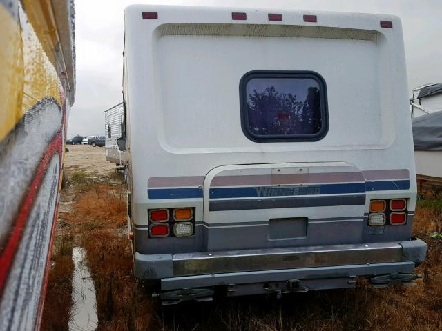 1FDKE30G7KHA17788 - 1989 WINNEBAGO WINNEBAGO TWO TONE photo 3