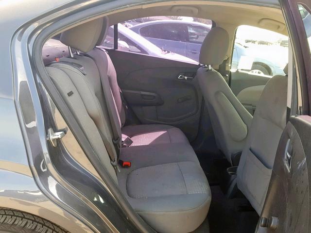 1G1JA5SG6D4245000 - 2013 CHEVROLET SONIC LS CHARCOAL photo 6