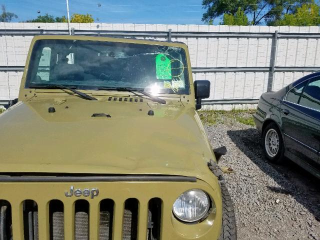 1C4AJWBG6DL586481 - 2013 JEEP WRANGLER S BEIGE photo 9