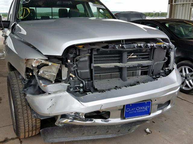 1C6RR6LT9KS526020 - 2019 RAM 1500 CLASS Plata foto 9