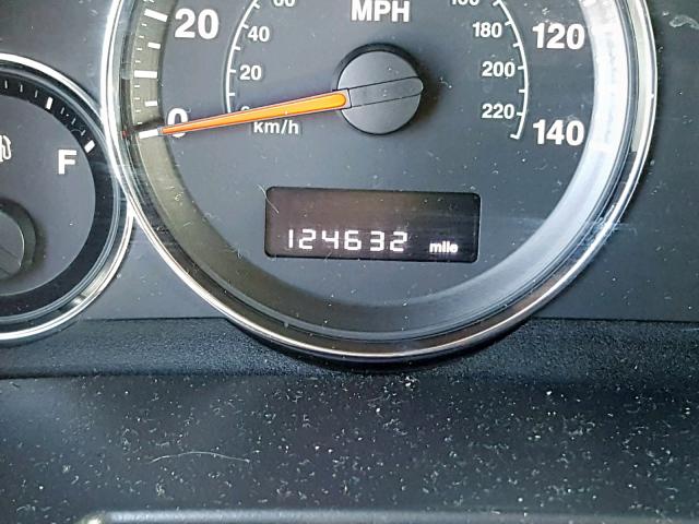 1J4RG4GK3AC158358 - 2010 JEEP COMMANDER BLACK photo 8