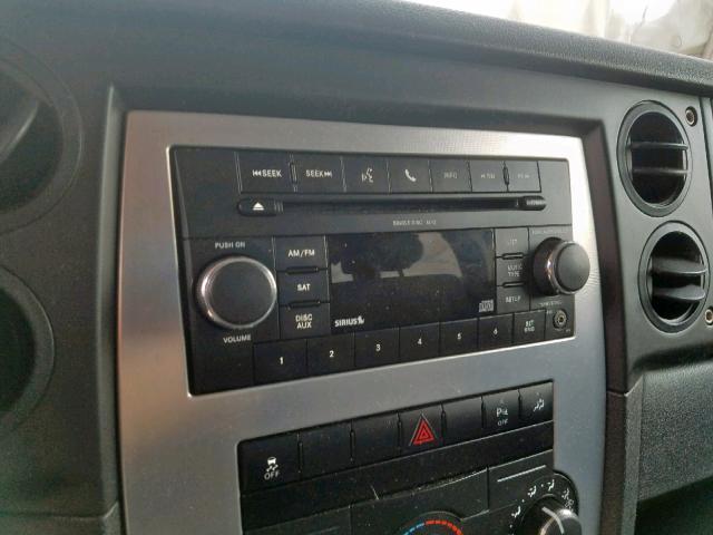 1J4RG4GK3AC158358 - 2010 JEEP COMMANDER BLACK photo 9