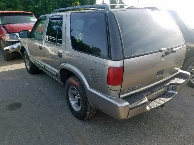 1GNCS13W412130230 - 2001 CHEVROLET BLAZER BEIGE photo 3