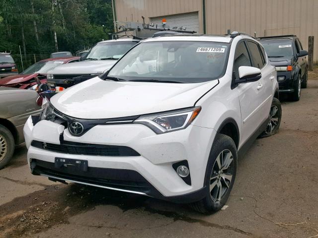 JTMRFREV1JJ176615 - 2018 TOYOTA RAV4 ADVEN WHITE photo 2