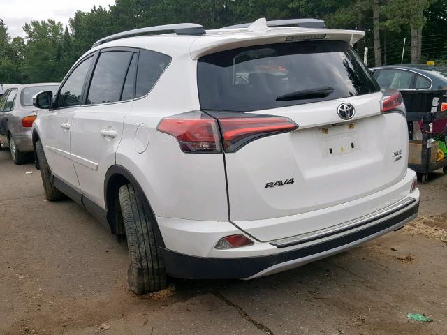 JTMRFREV1JJ176615 - 2018 TOYOTA RAV4 ADVEN WHITE photo 3