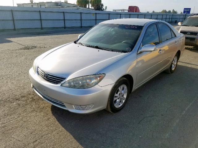 4T1BF32K65U100610 - 2005 TOYOTA CAMRY LE SILVER photo 2