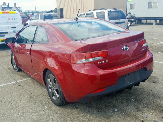 KNAFU6A21A5253413 - 2010 KIA FORTE EX RED photo 3