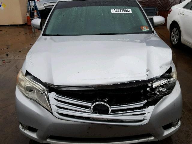 4T1BK3DB6BU381098 - 2011 TOYOTA AVALON BAS SILVER photo 7