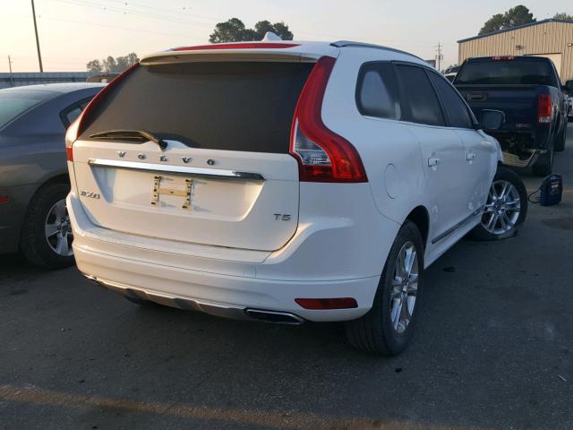 YV440MDB3F2602096 - 2015 VOLVO XC60 T5 WHITE photo 4