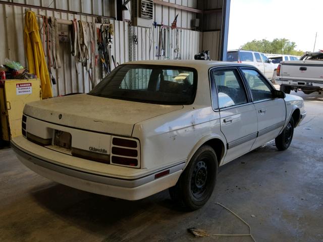 1G3AG54N0P6447535 - 1993 OLDSMOBILE CUTLASS CI WHITE photo 4
