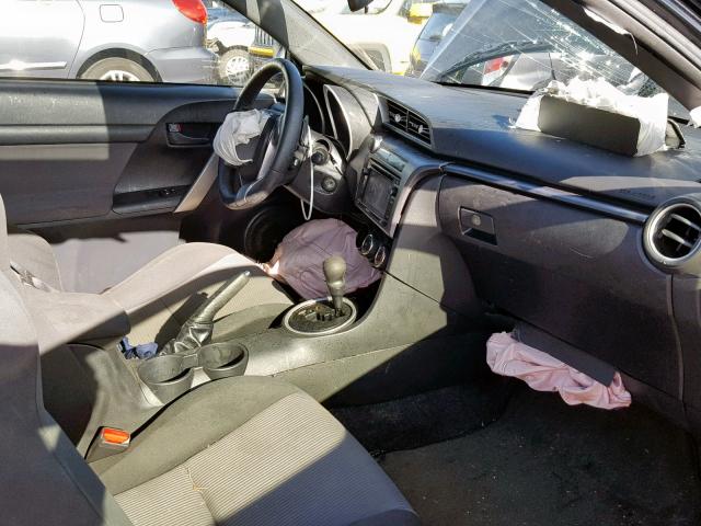 JTKJF5C79FJ005962 - 2015 TOYOTA SCION TC შავი ფოტო 5