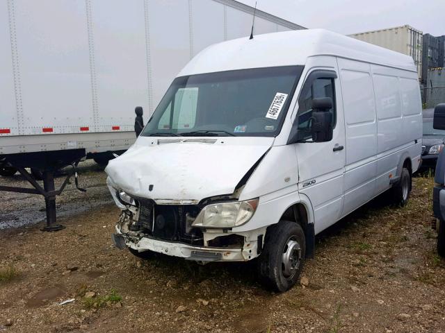 WD0PD544365952006 - 2006 DODGE SPRINTER 3 WHITE photo 2