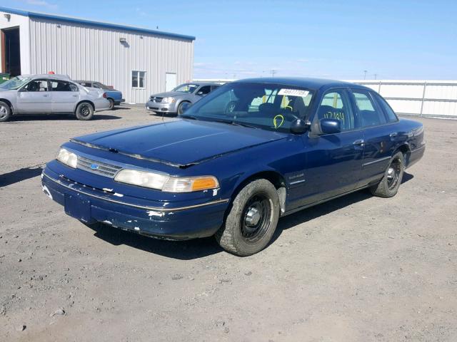 2FALP71W9RX149080 - 1994 FORD CROWN VICT BLUE photo 2