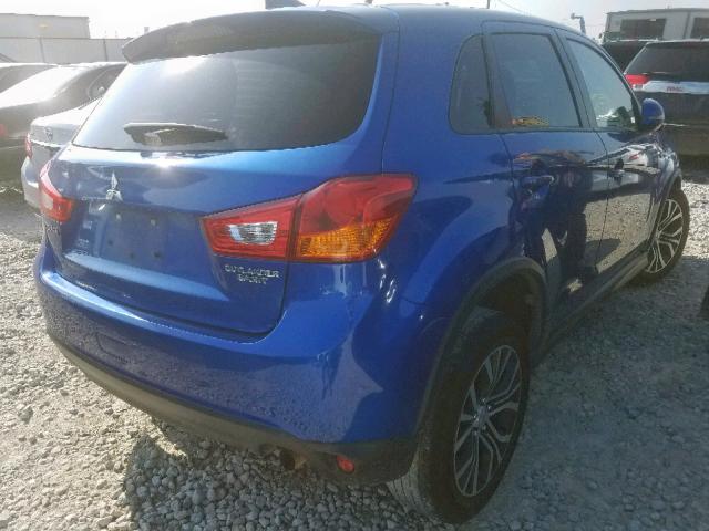 JA4AP3AU9HZ069385 - 2017 MITSUBISHI OUTLANDER BLUE photo 4