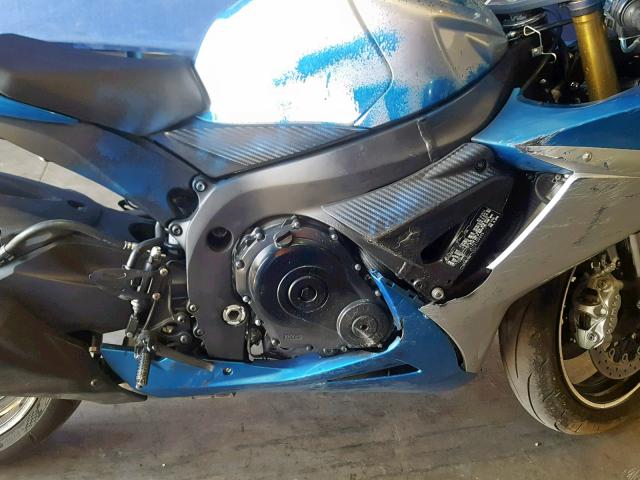 JS1GR7MA1F2100695 - 2015 SUZUKI GSX-R750 BLUE photo 7