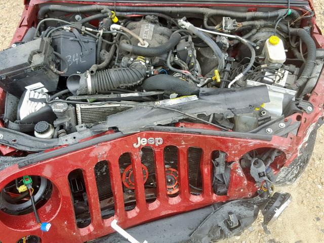 1J4BA5H17BL600042 - 2011 JEEP WRANGLER U BURGUNDY photo 7