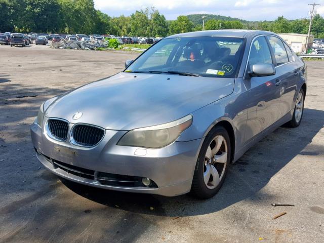 WBANA53514B846877 - 2004 BMW 525 I GRAY photo 2