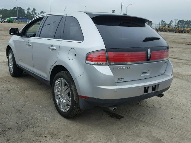 2LMDU68CX9BJ01534 - 2009 LINCOLN MKX SILVER photo 3