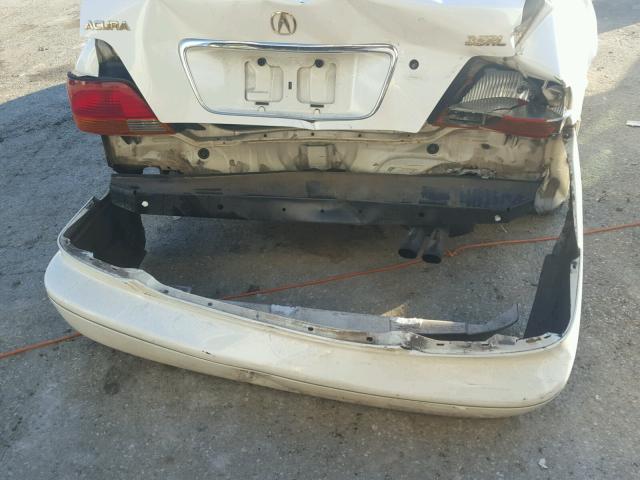 JH4KA9647VC004295 - 1997 ACURA 3.5RL WHITE photo 9