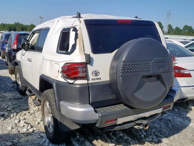 JTEBU4BFXAK086148 - 2010 TOYOTA FJ CRUISER WHITE photo 3