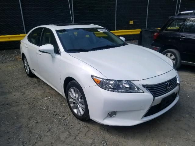 JTHBW1GG4D2005551 - 2013 LEXUS ES 300H WHITE photo 1