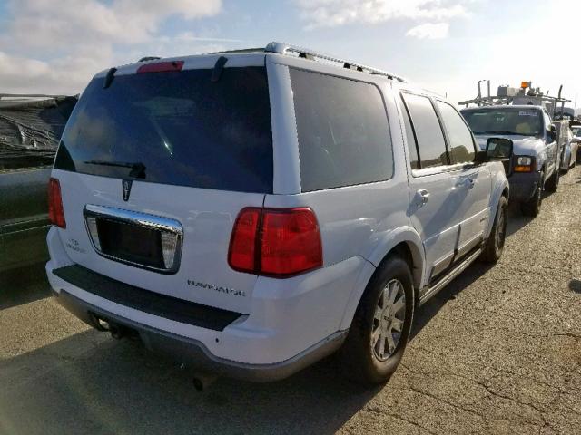 5LMFU27RX3LJ49820 - 2003 LINCOLN NAVIGATOR თეთრი ფოტო 4
