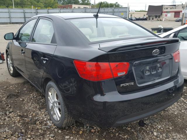 KNAFU4A26B5361743 - 2011 KIA FORTE EX BLACK photo 3